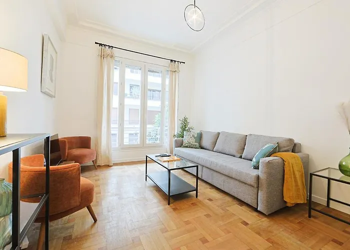 Chez Anne- Elegance Et Confort شقة